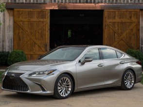 Фотографии модельного ряда Lexus ES